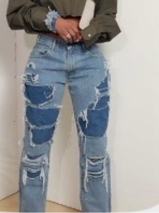 IAMMI Denim - Women's Levi’s Light Blue Distressed Patch Jeans Creator of the jeans IAMMI​